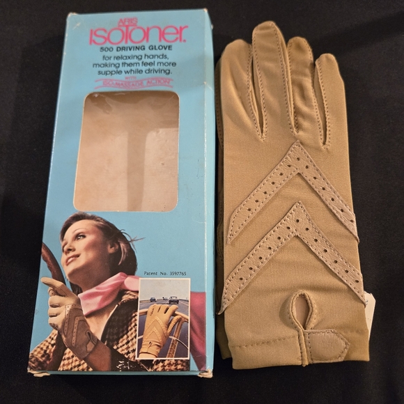 Vintage 80s Isotoner Women's OS Beige Driving Gloves Casual Camel Brown - Picture 1 of 6